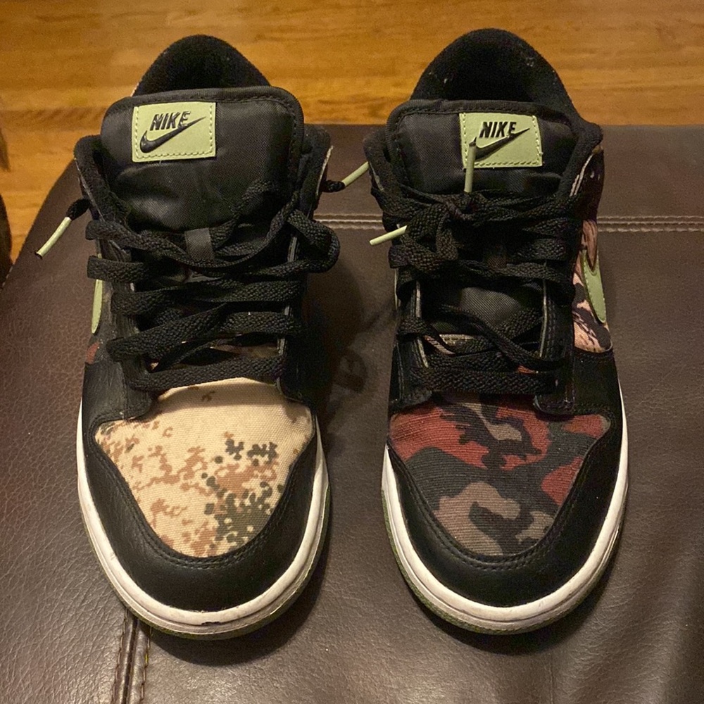 nike dunks low crazy camo size 9